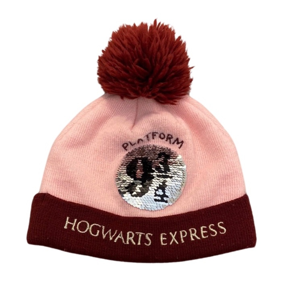 George Harry Potter Toque for 8-12 years old. With gold and silver sequence.